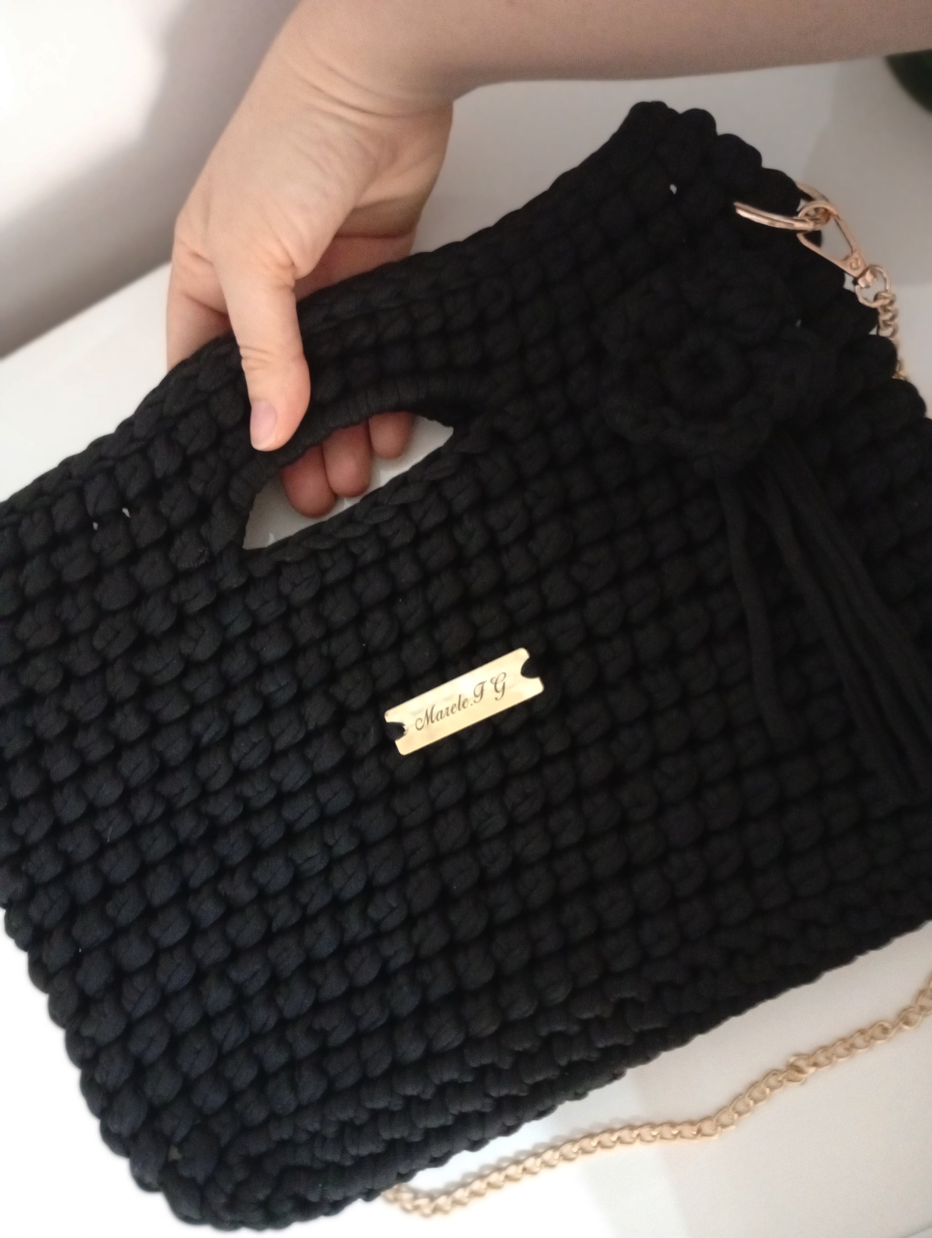 Borsa secchiello semirigida a mano